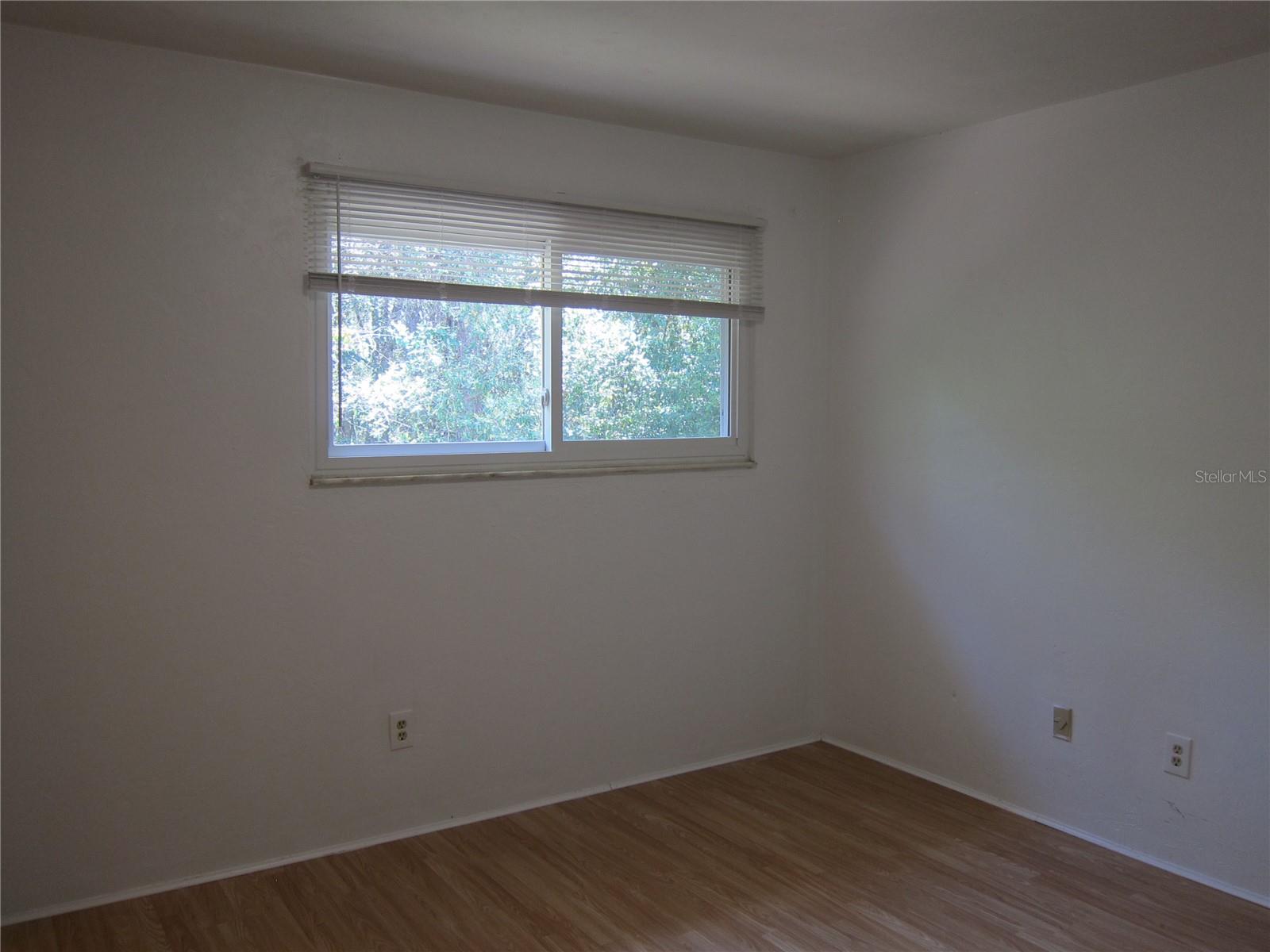 SUGARFOOT OAKS - Residential Lease