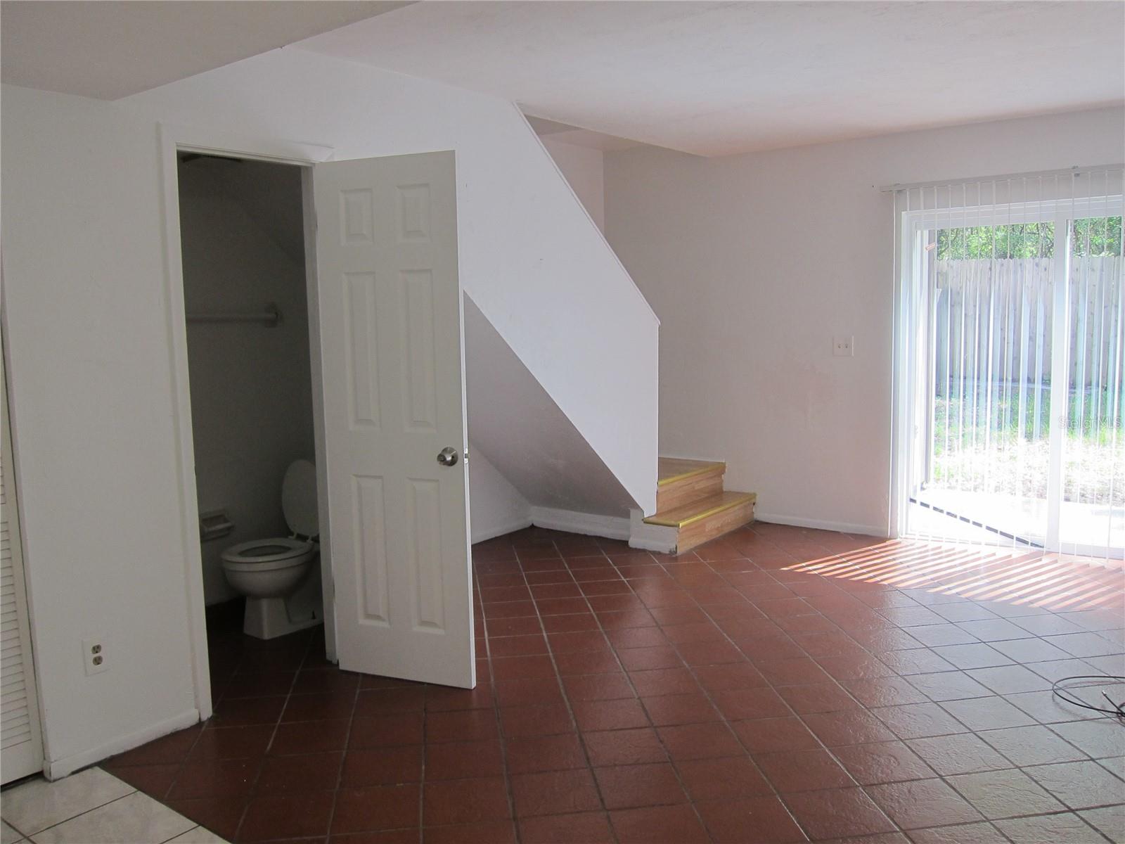 SUGARFOOT OAKS - Residential Lease