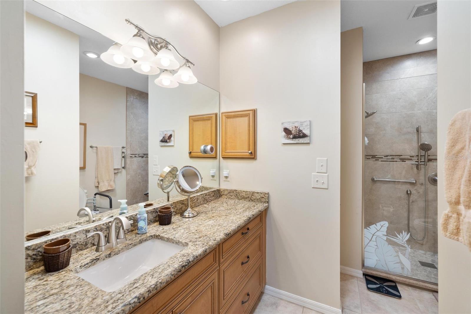 HERITAGE OAK PARK - Residential