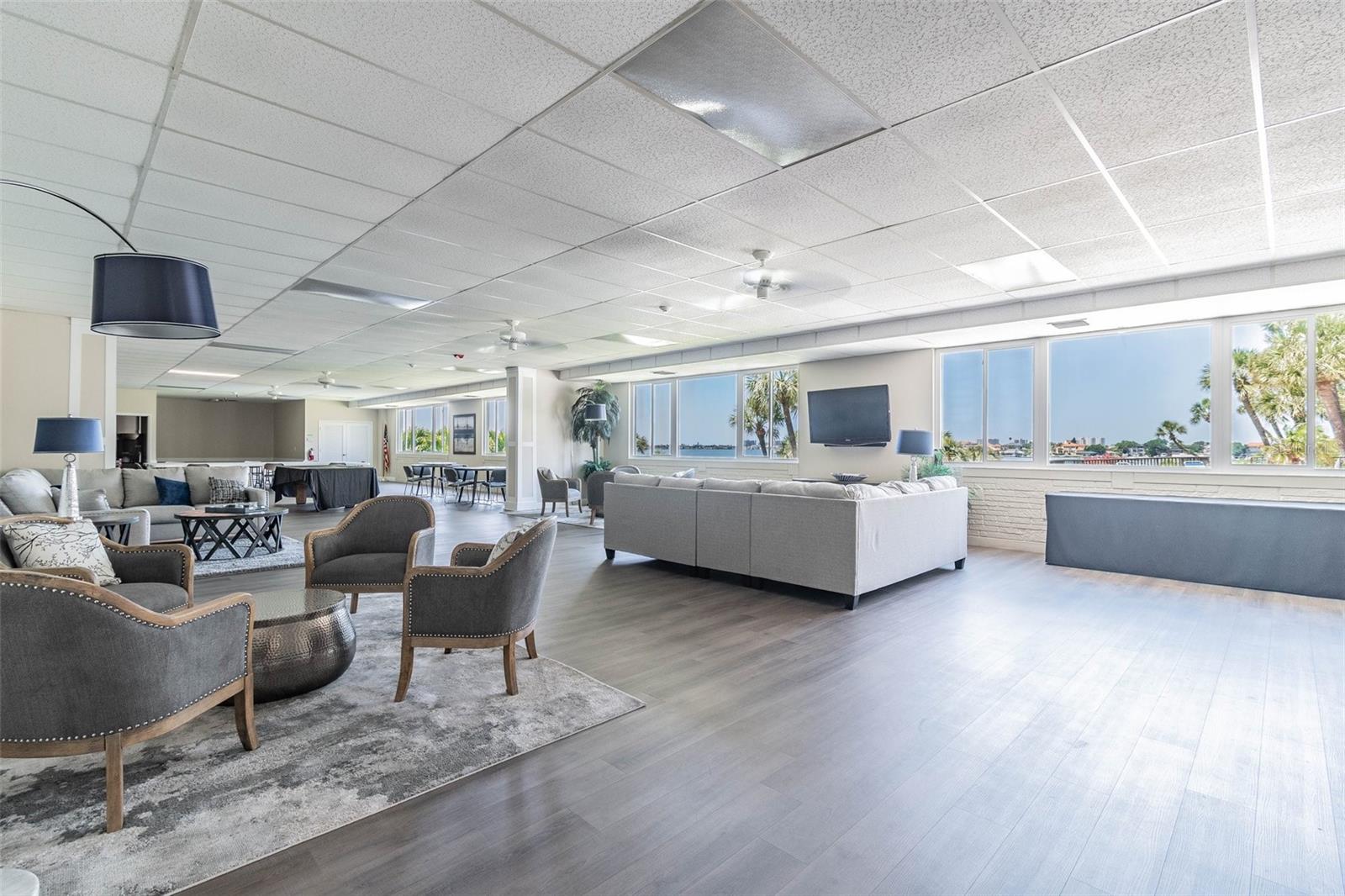 HARBOUR CLUB CONDO - Residential