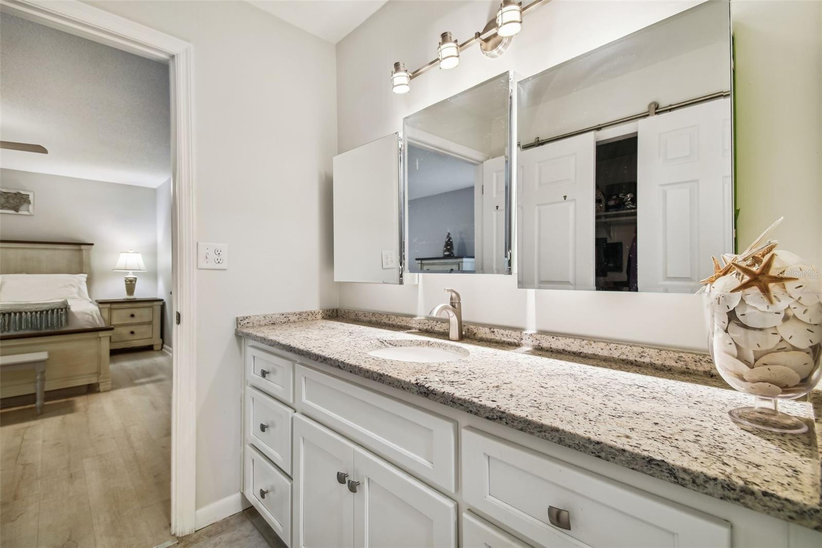 HARBOUR CLUB CONDO - Residential