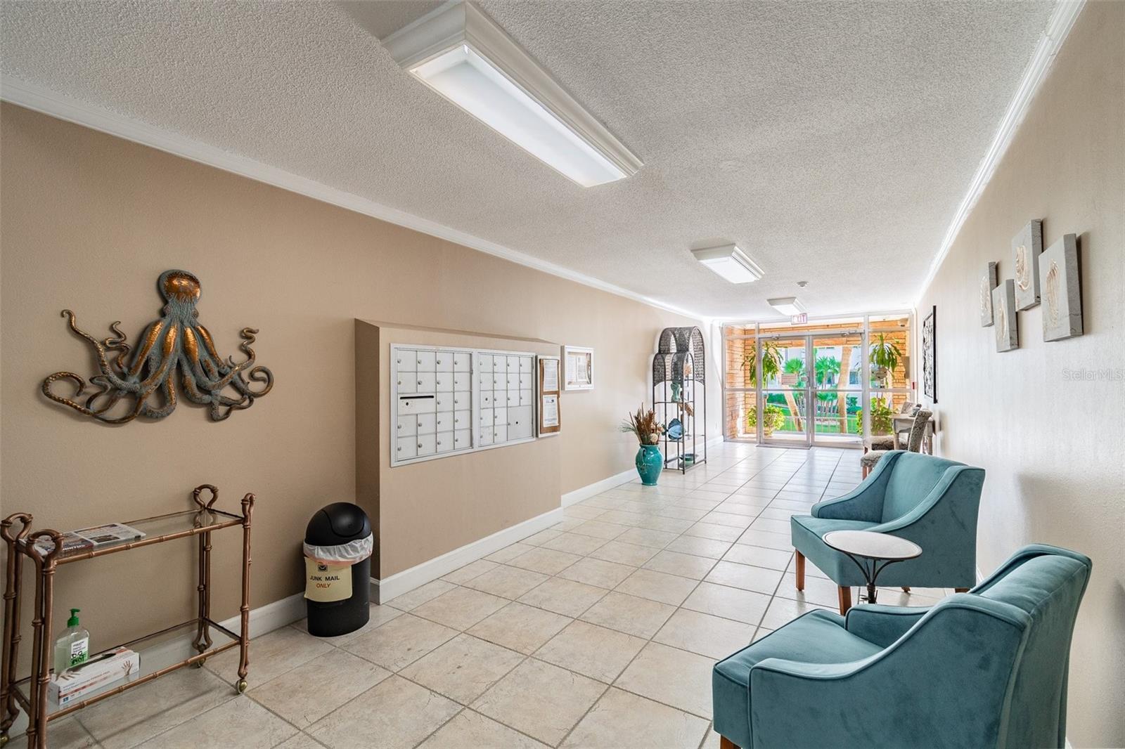 HARBOUR CLUB CONDO - Residential