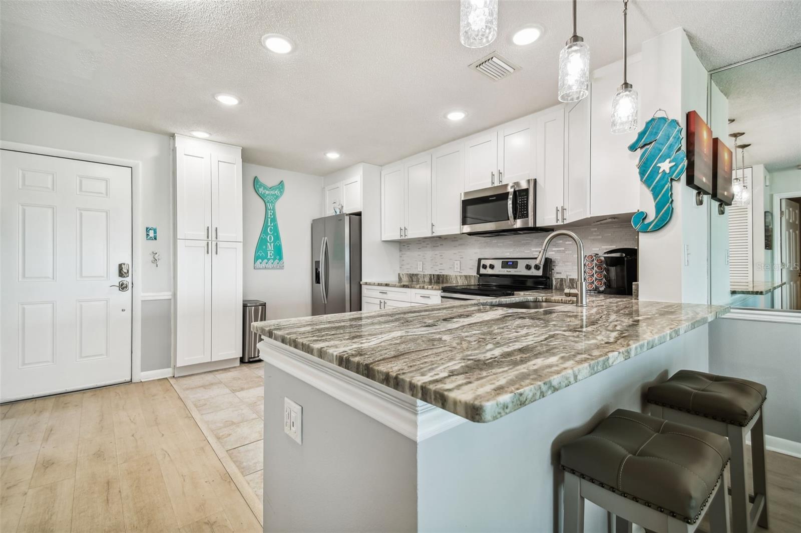 100 BLUFF VIEW DRIVE 411C