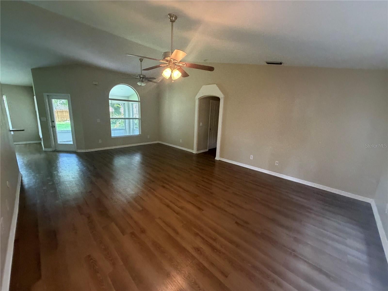 624 SHERIDAN WOODS DRIVE