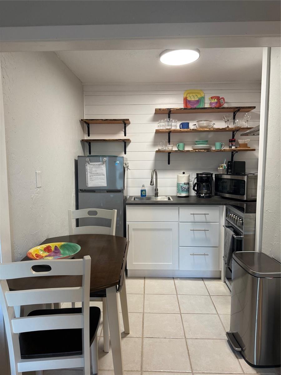 PELICAN GARDENS - Residential Income