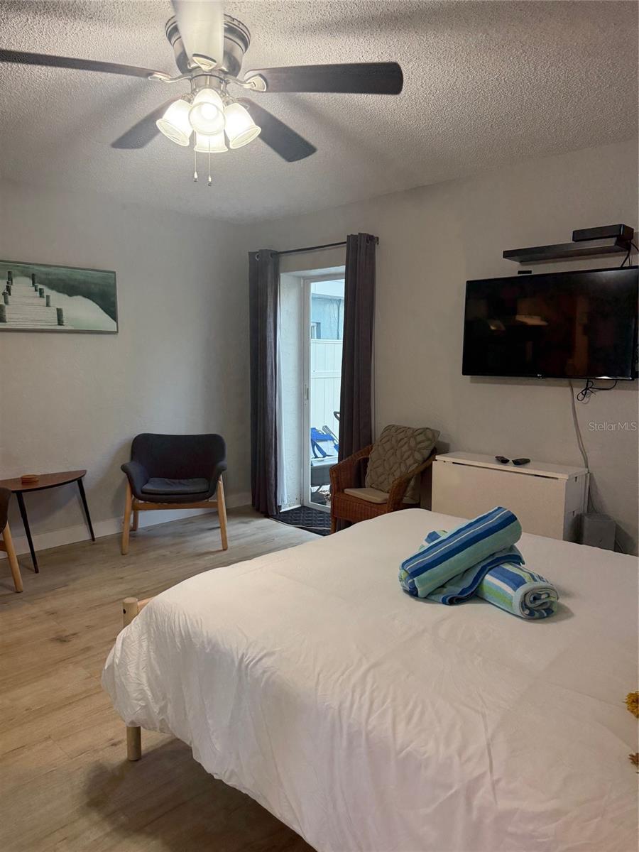 PELICAN GARDENS - Residential Income