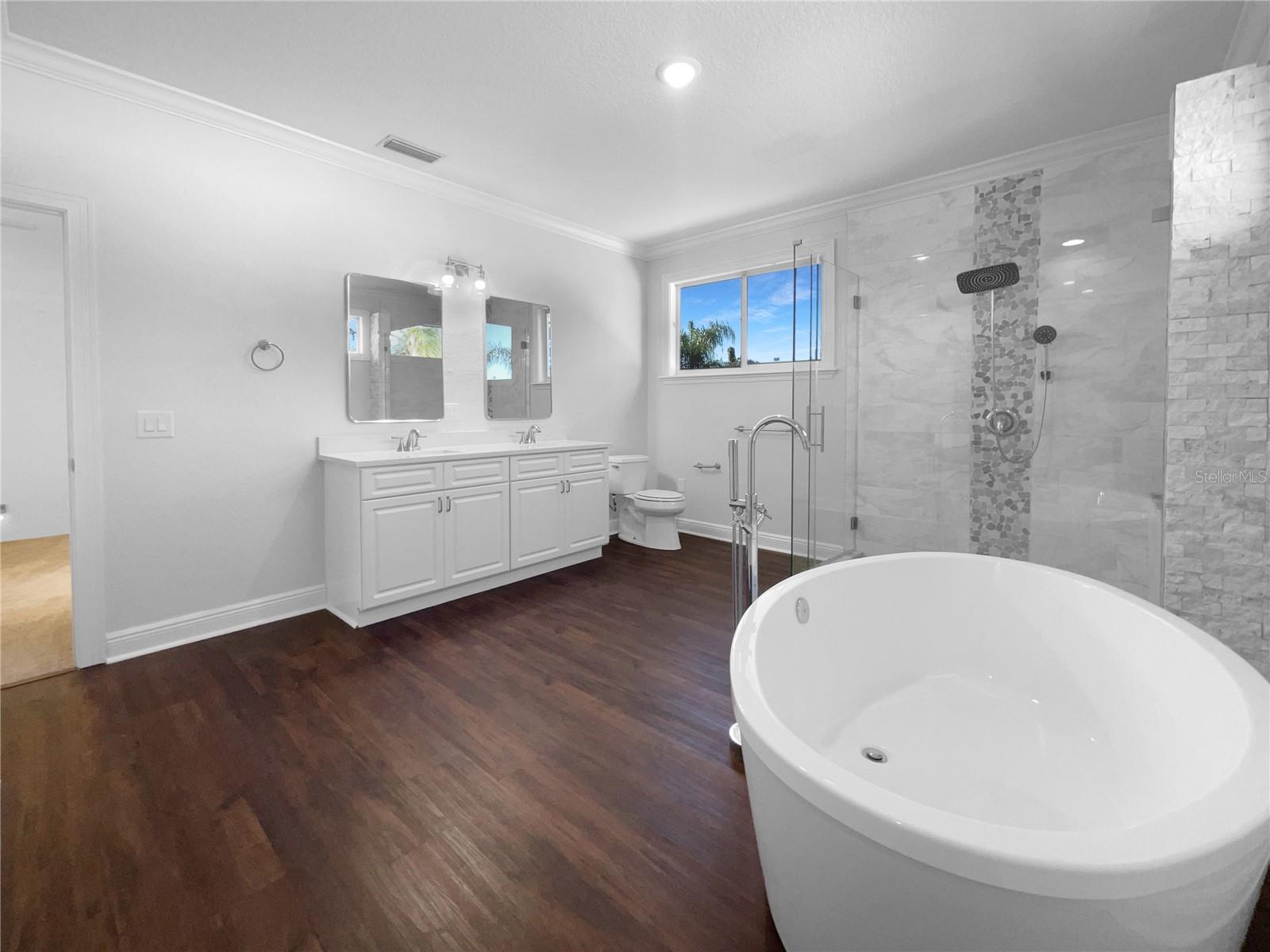 WOODBORNE TERRACE - Residential