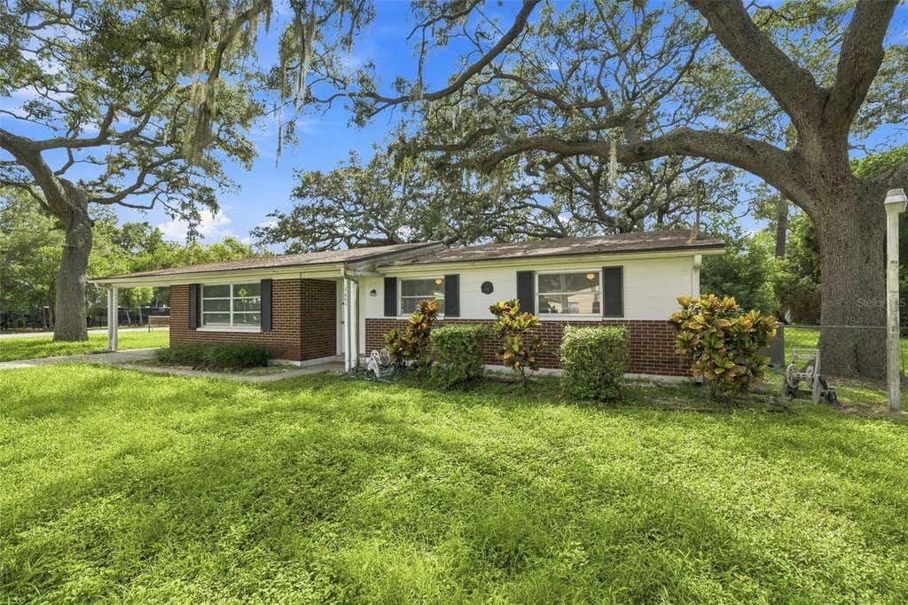 Photo of 7602 N Blvd, Tampa, FL 33604 (MLS # TB8541641)