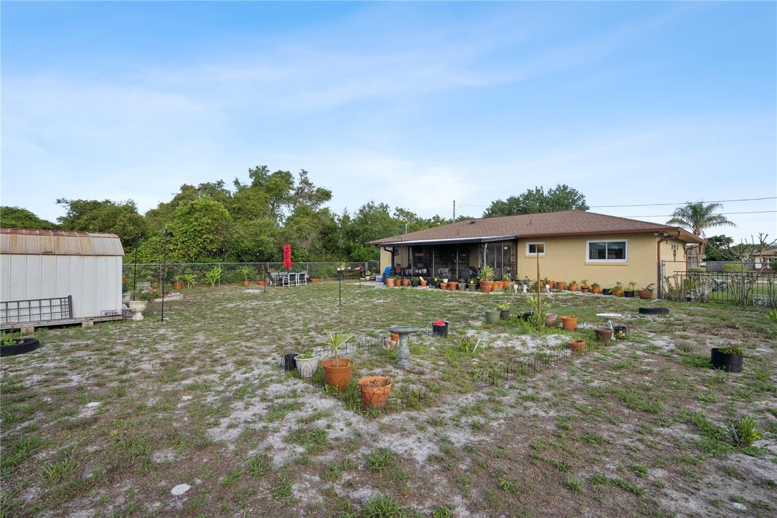 DELTONA LAKES UNIT 07 - Residential