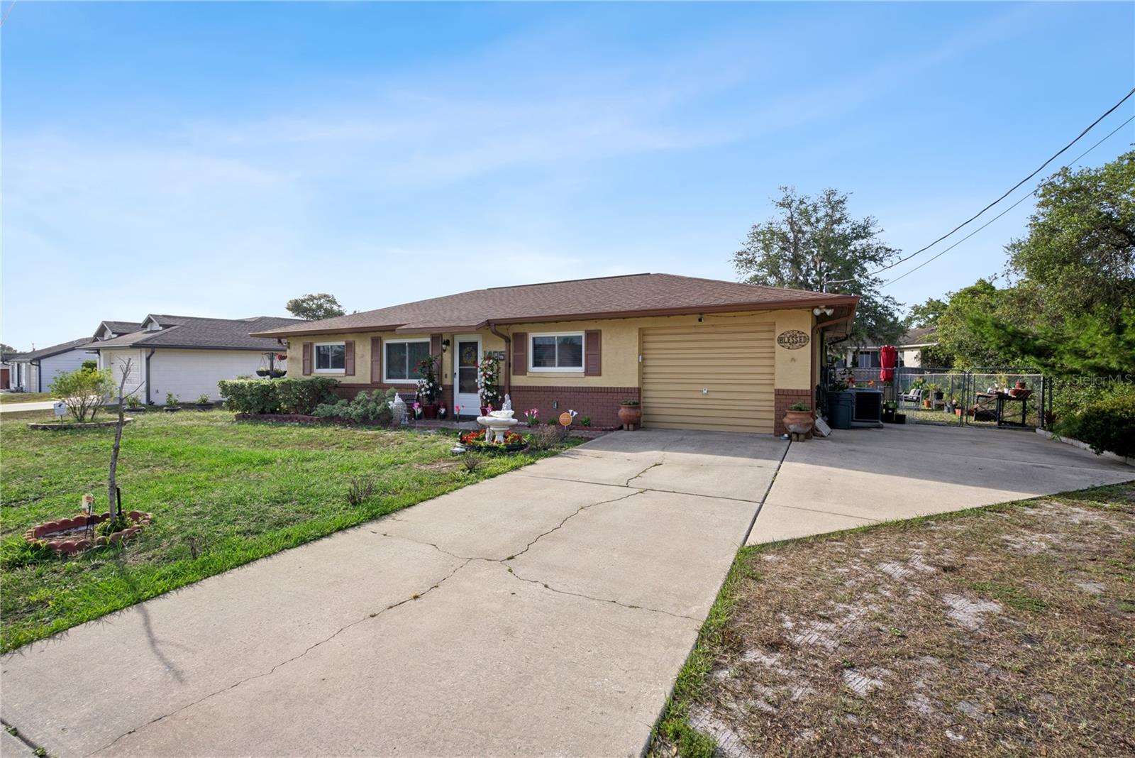 DELTONA LAKES UNIT 07 - Residential