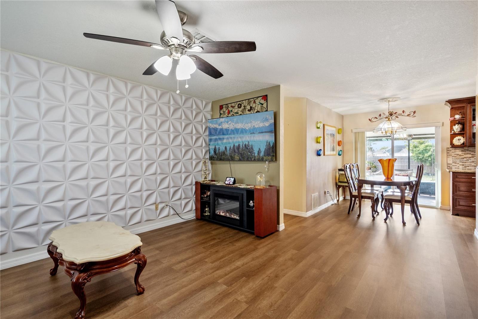 DELTONA LAKES UNIT 07 - Residential