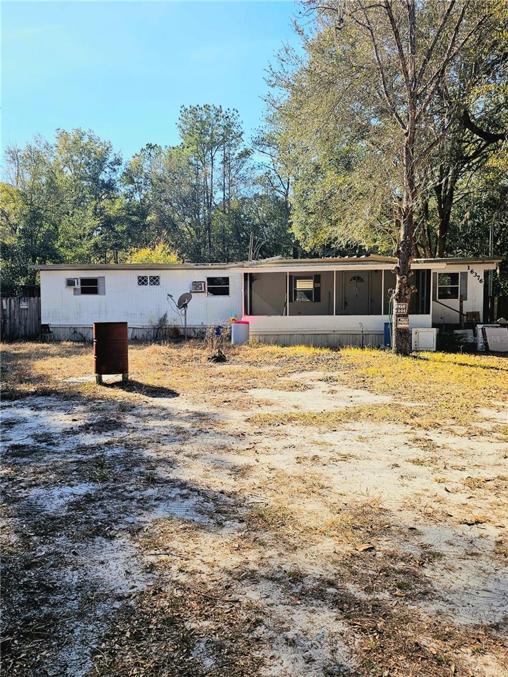 Photo of 16376 NE 138th Avenue, Fort Mccoy, FL 32134 (MLS # OM718345)