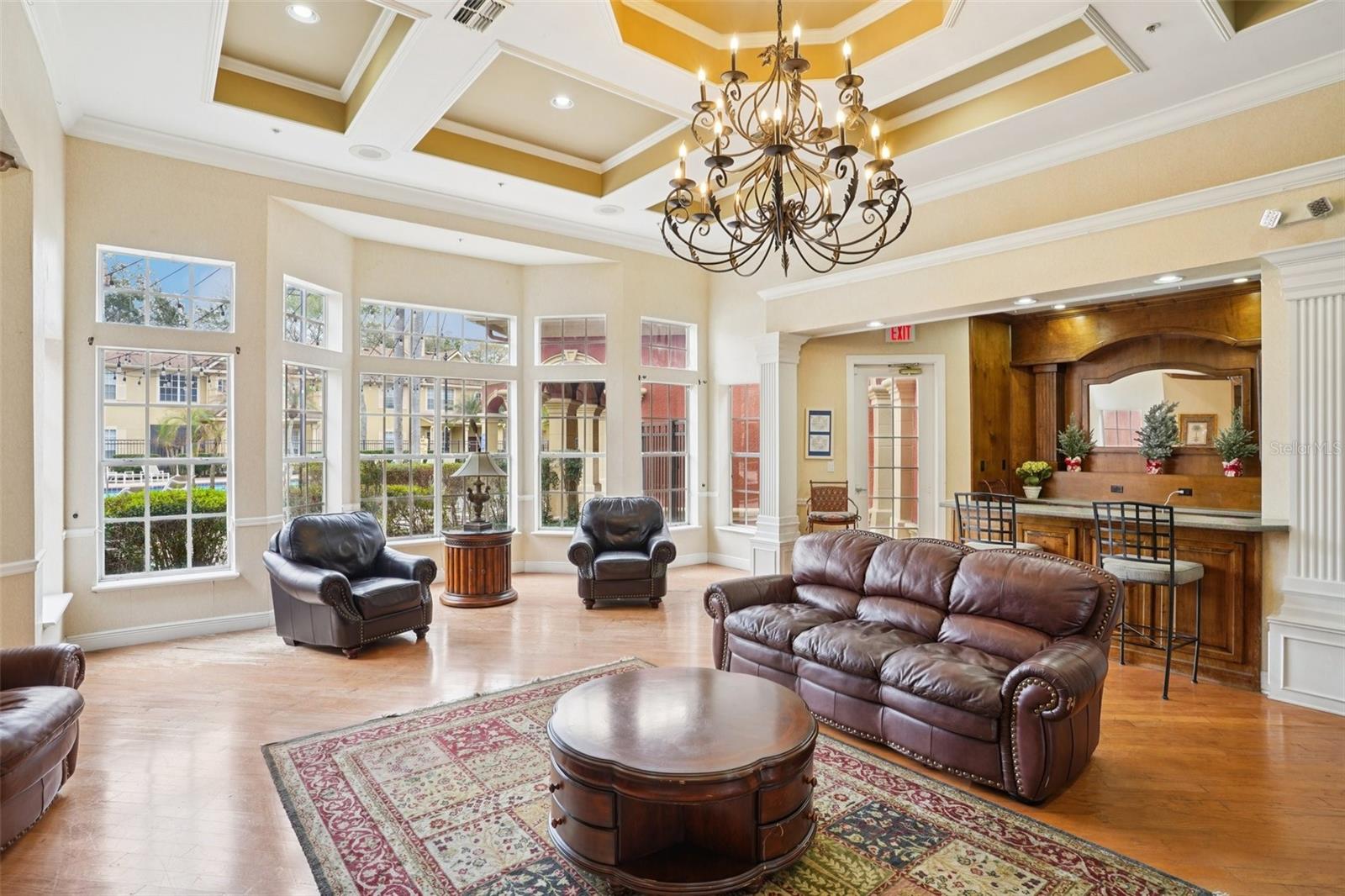 CRESCENT PLACE AT LAKE LOTUS CONDO - Residential