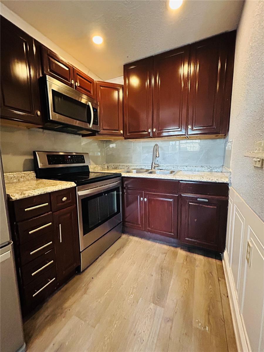 WASHINGTON HEIGHTS ESTATE - Residential Lease