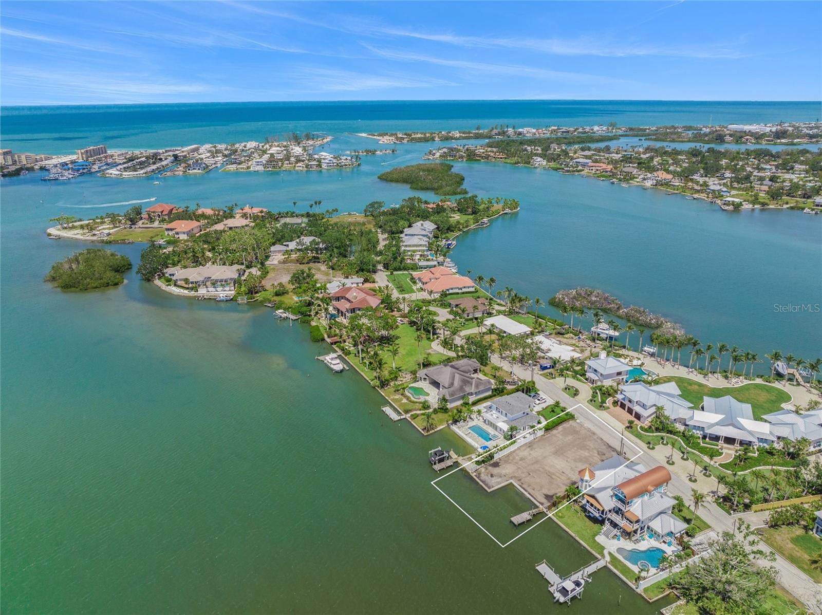 325 SUNRISE DRIVE