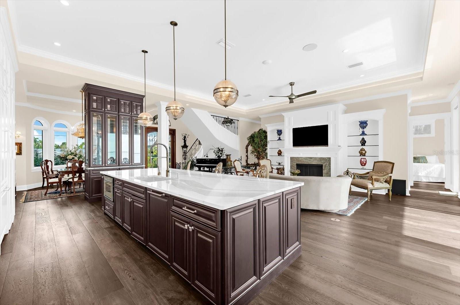 SUNRISE PARK - Residential