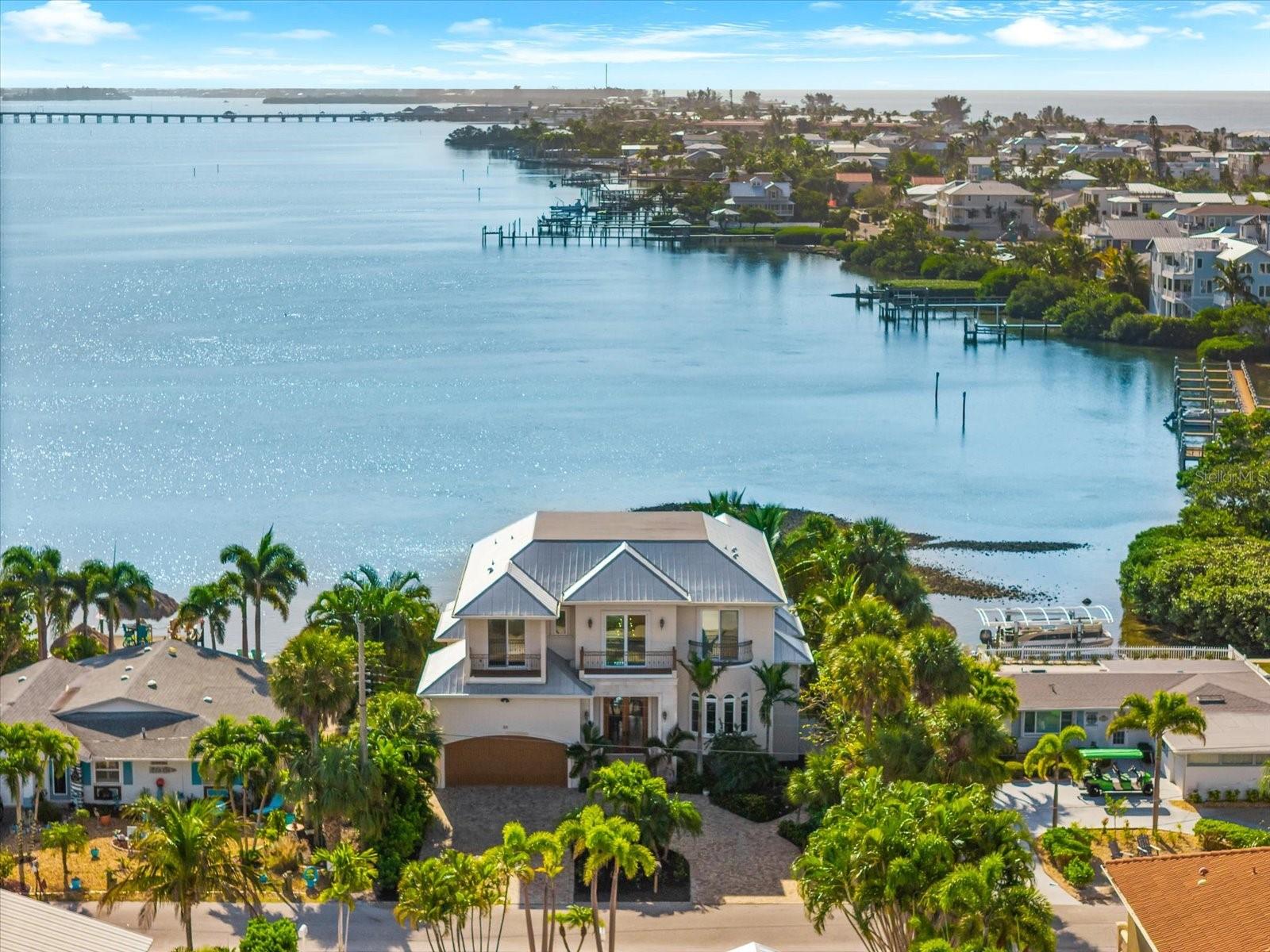 SUNRISE PARK - Residential