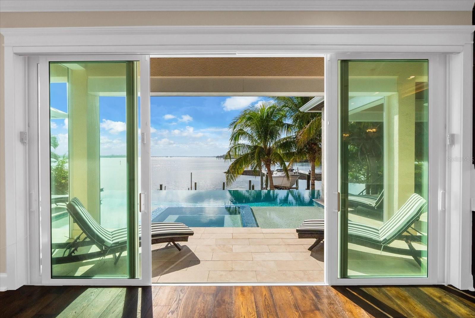 SUNRISE PARK - Residential