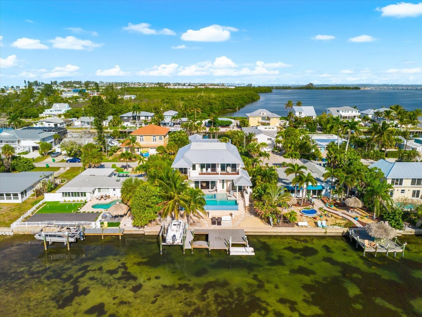 SUNRISE PARK - Residential