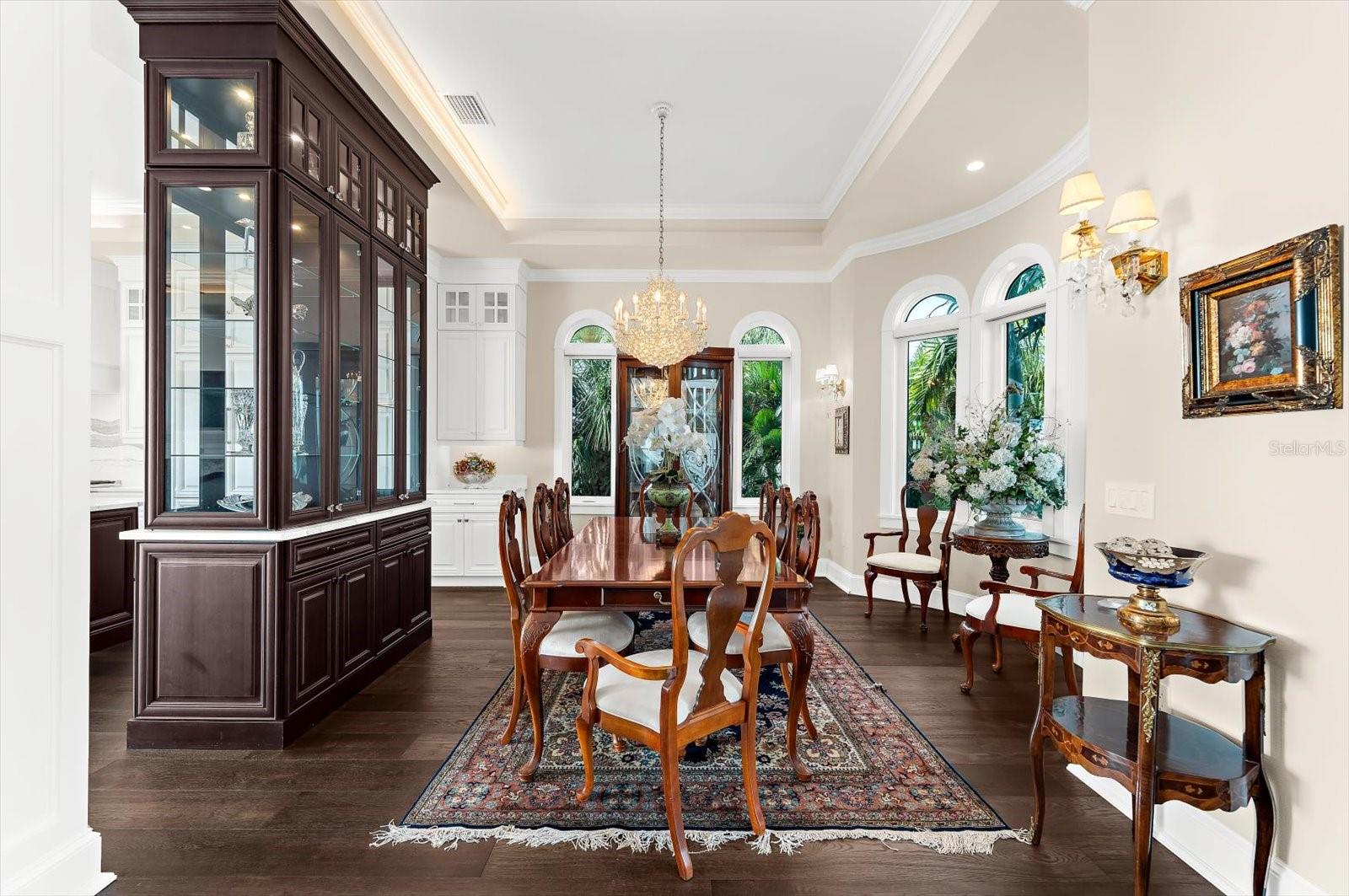 SUNRISE PARK - Residential