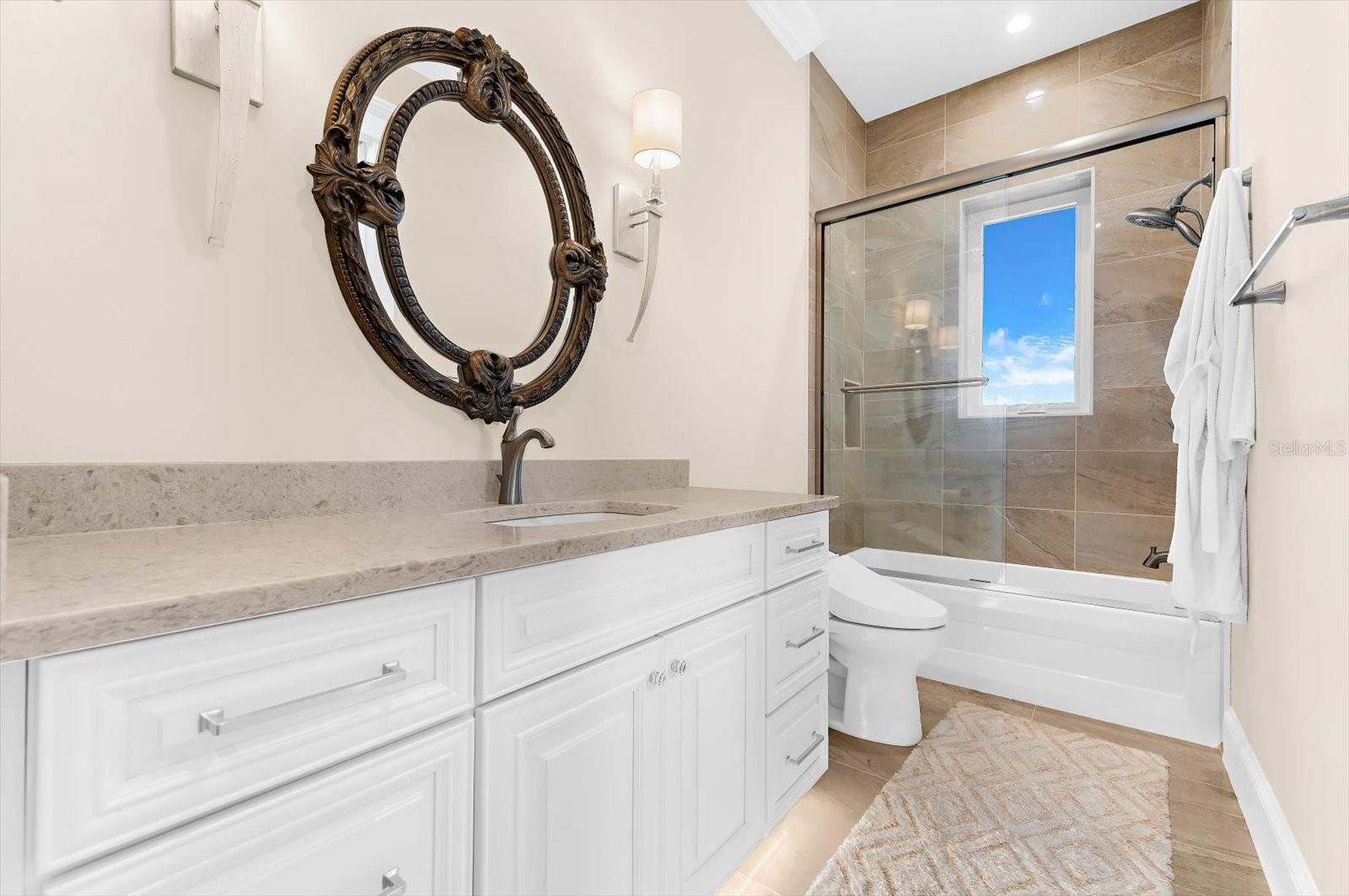 SUNRISE PARK - Residential