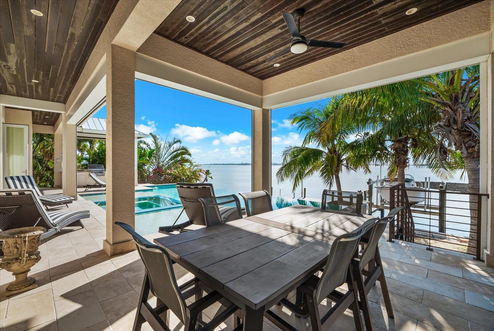 SUNRISE PARK - Residential