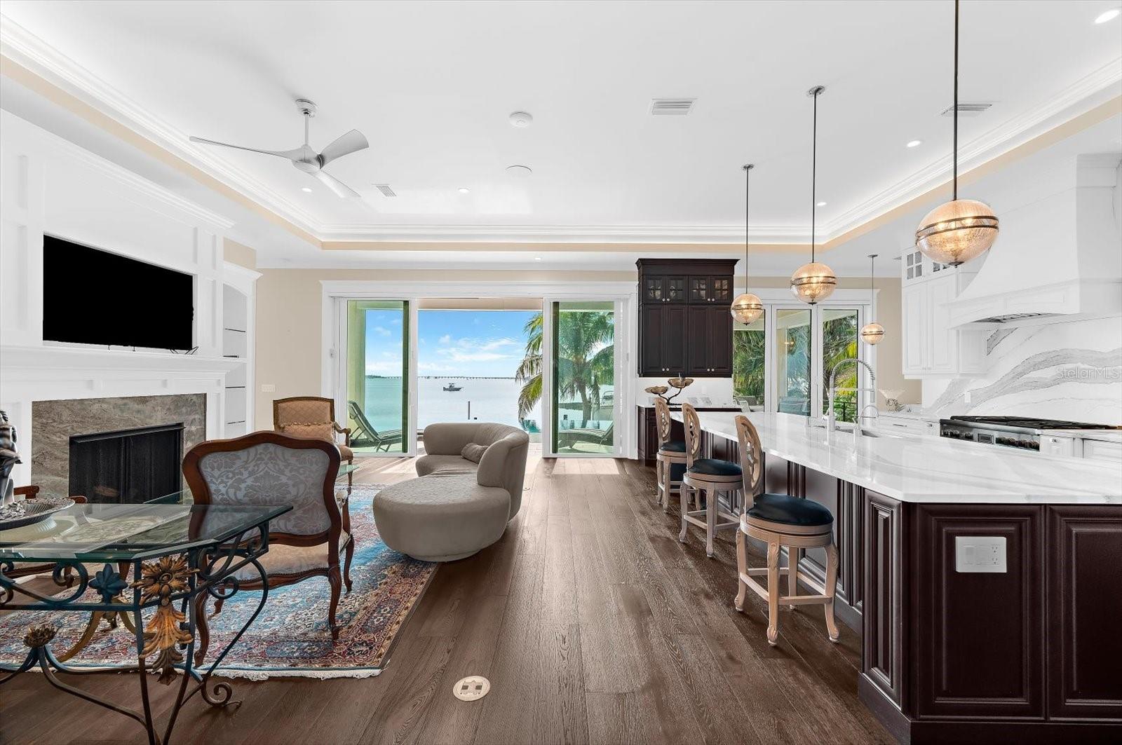 SUNRISE PARK - Residential