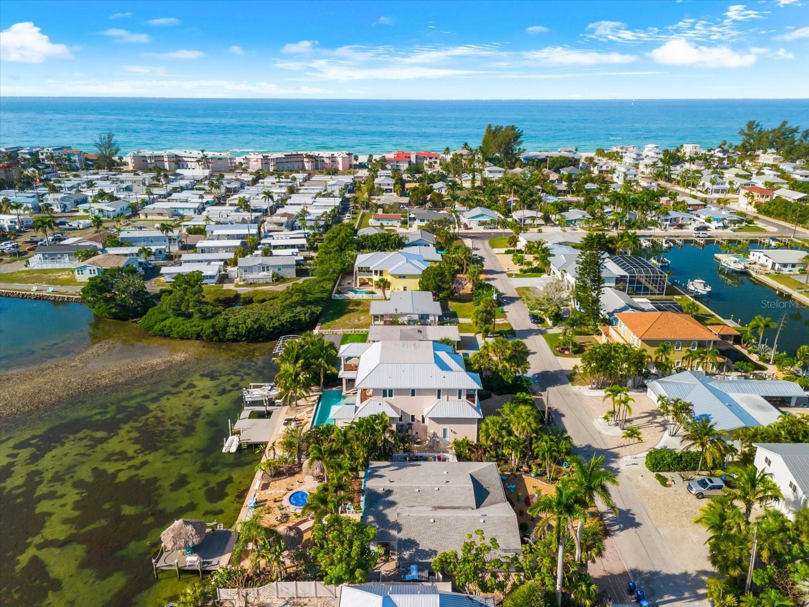 SUNRISE PARK - Residential