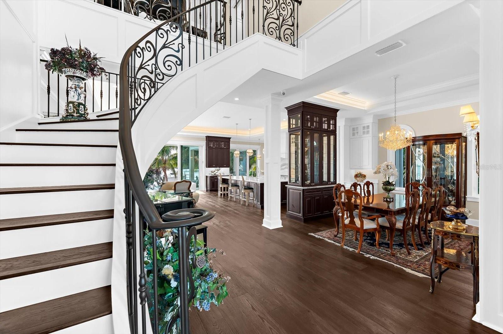 SUNRISE PARK - Residential