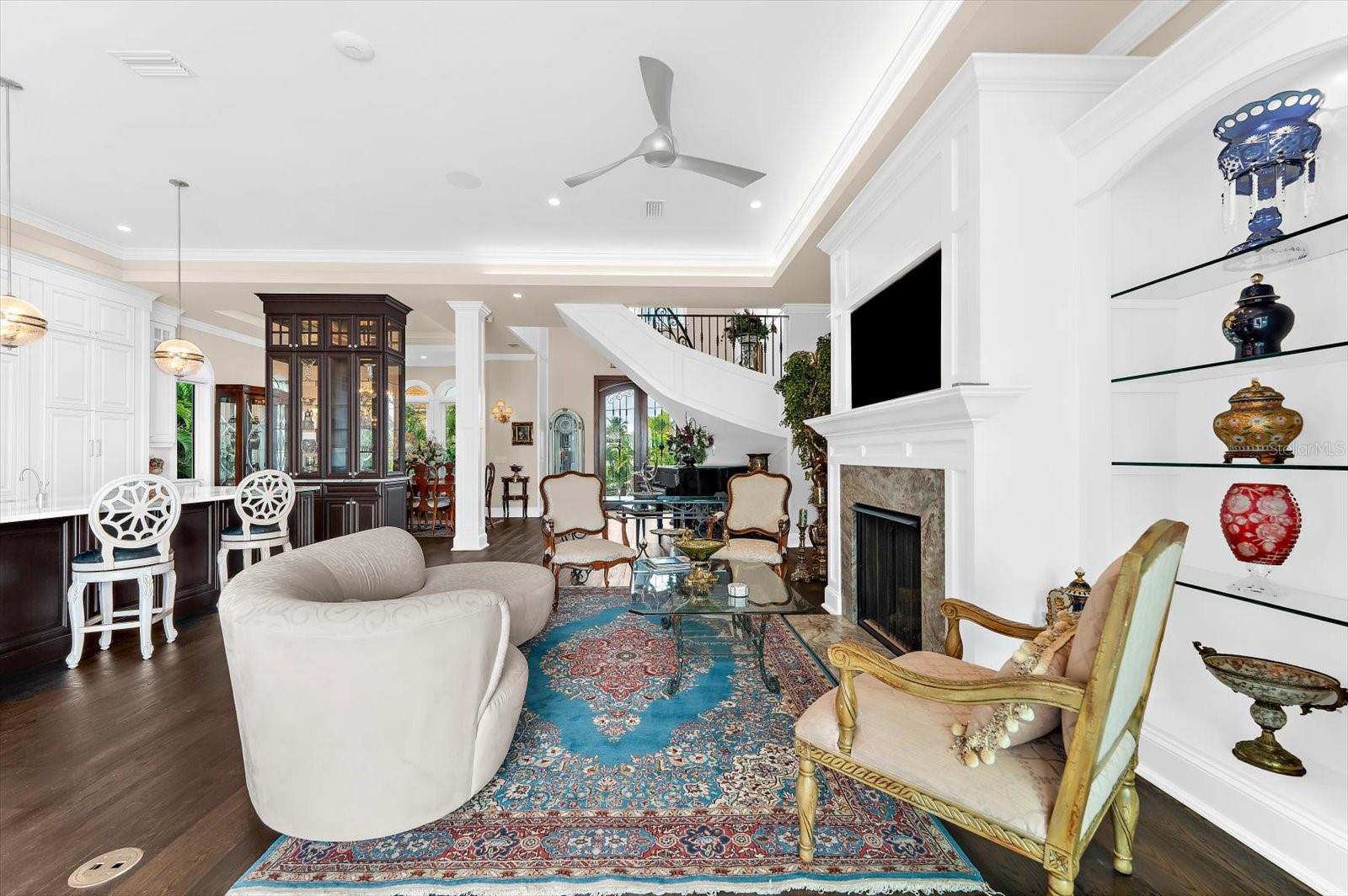 SUNRISE PARK - Residential