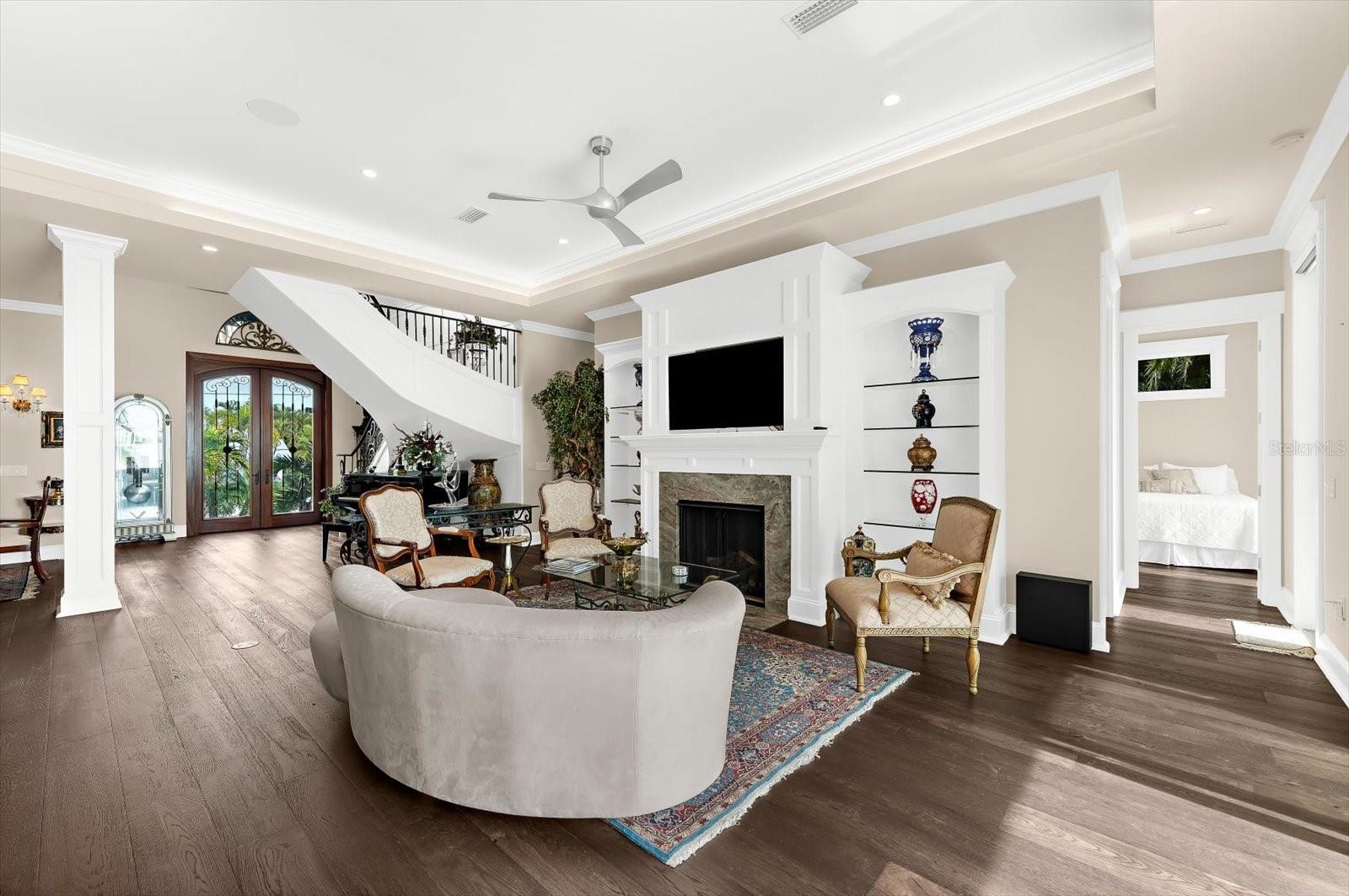 SUNRISE PARK - Residential