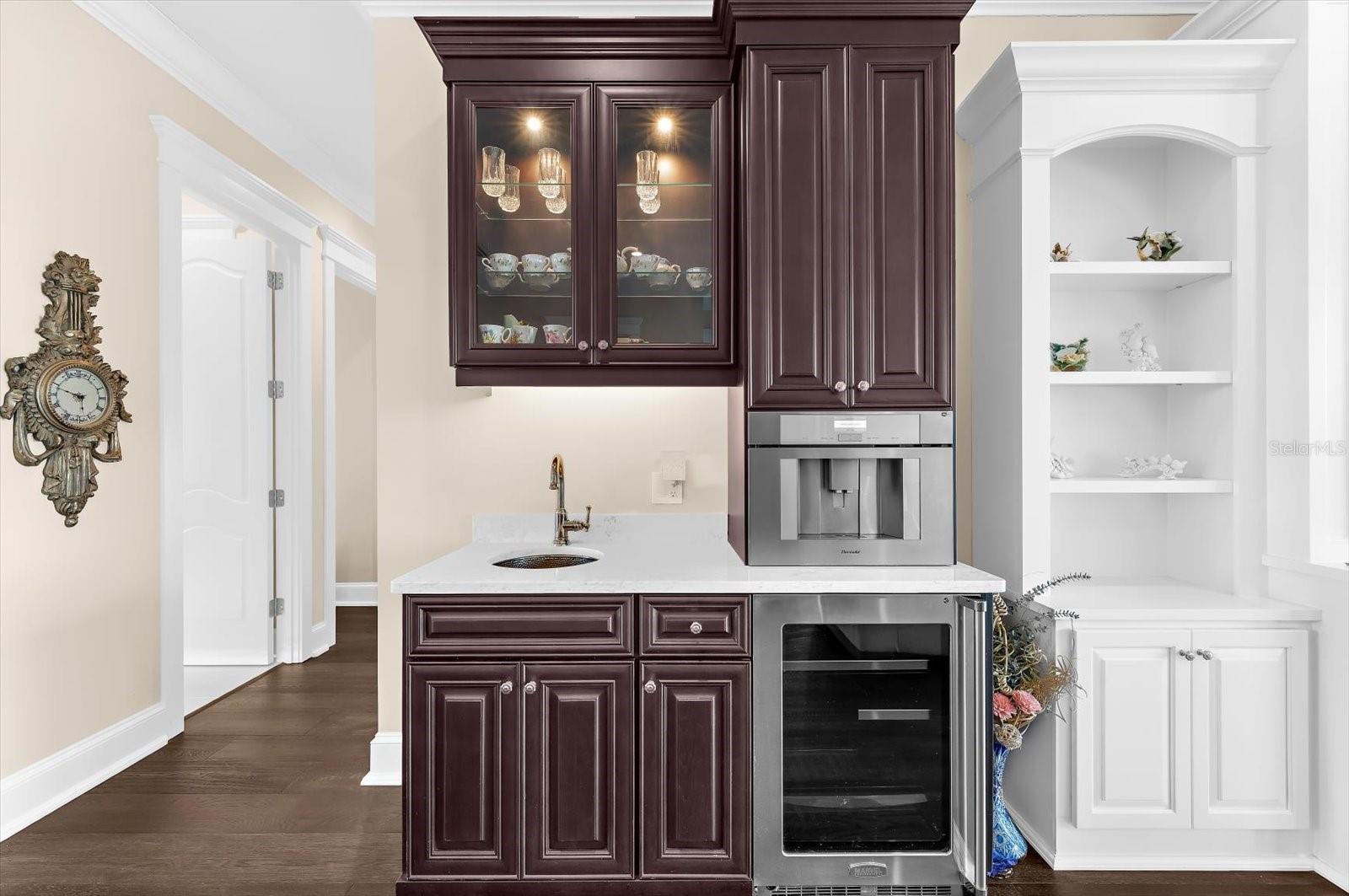 SUNRISE PARK - Residential