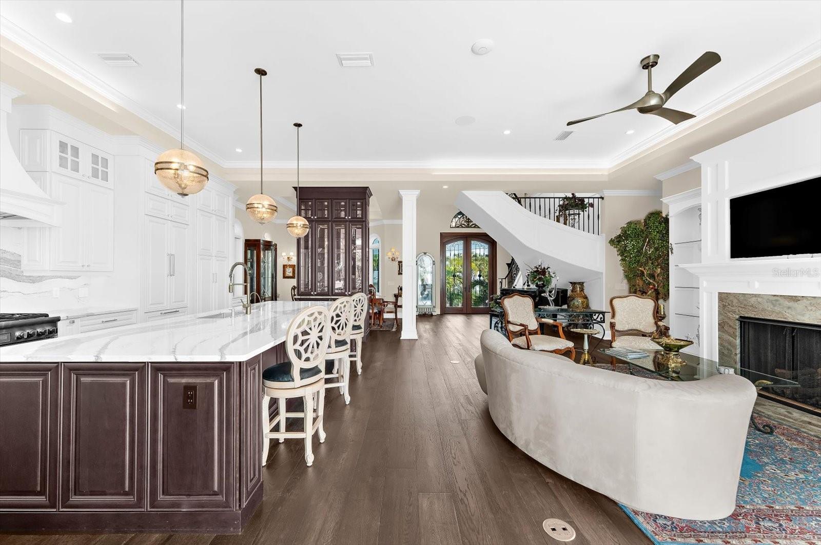 SUNRISE PARK - Residential