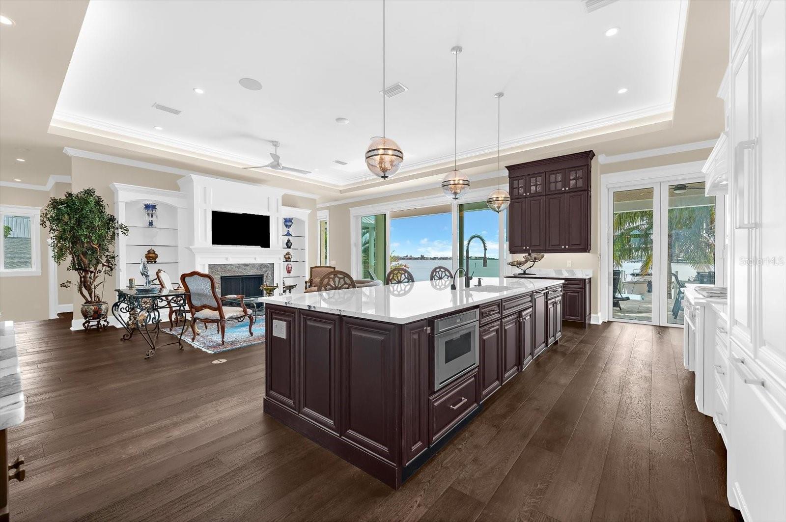 SUNRISE PARK - Residential