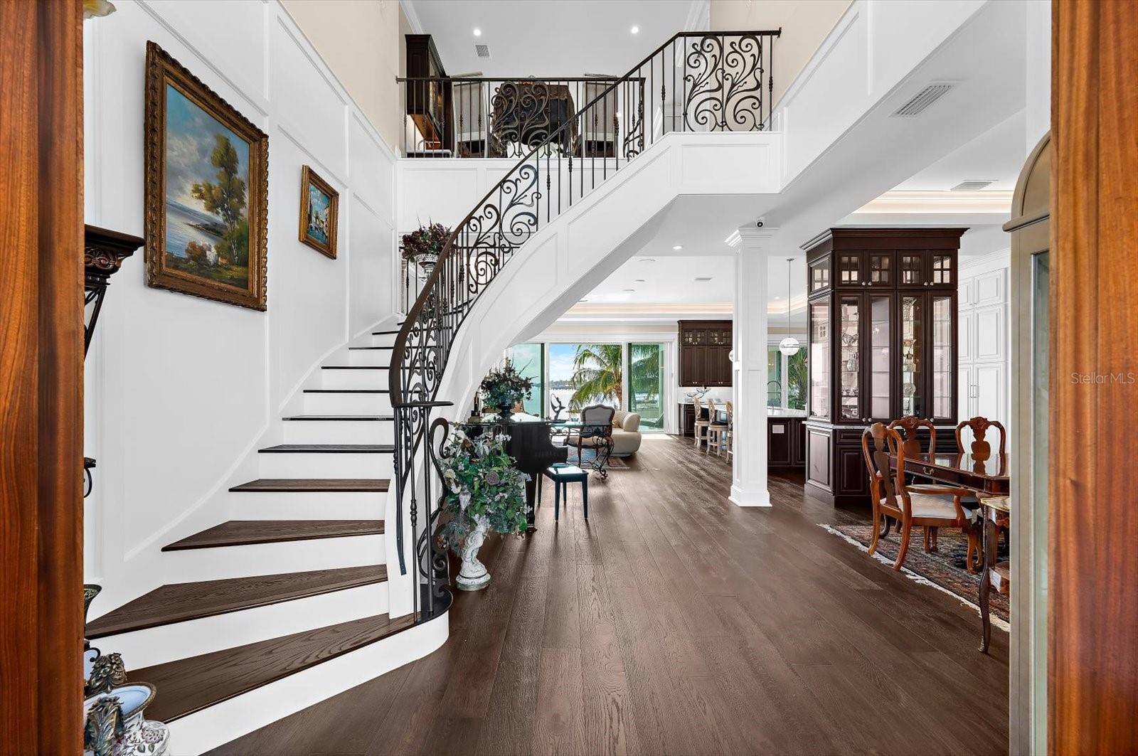 SUNRISE PARK - Residential