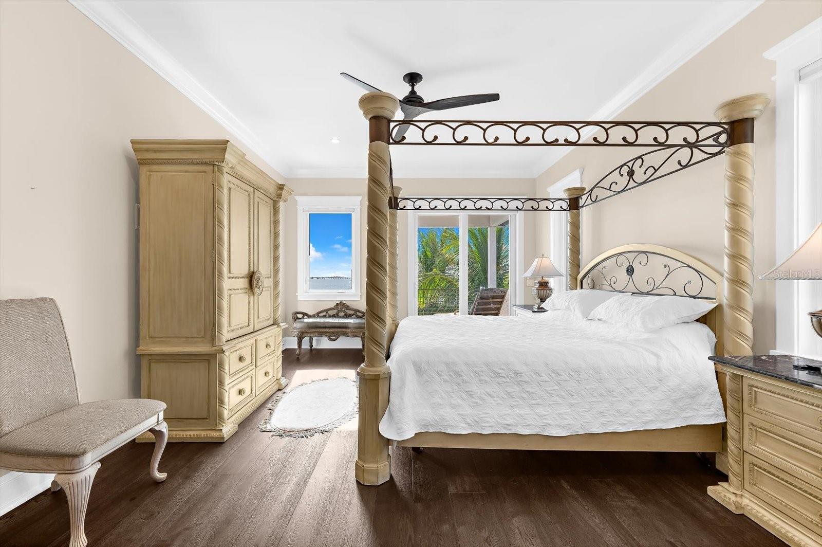 SUNRISE PARK - Residential