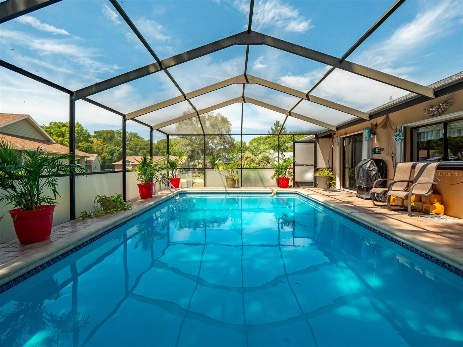 RAVENSWOOD VILLAGE - Residential