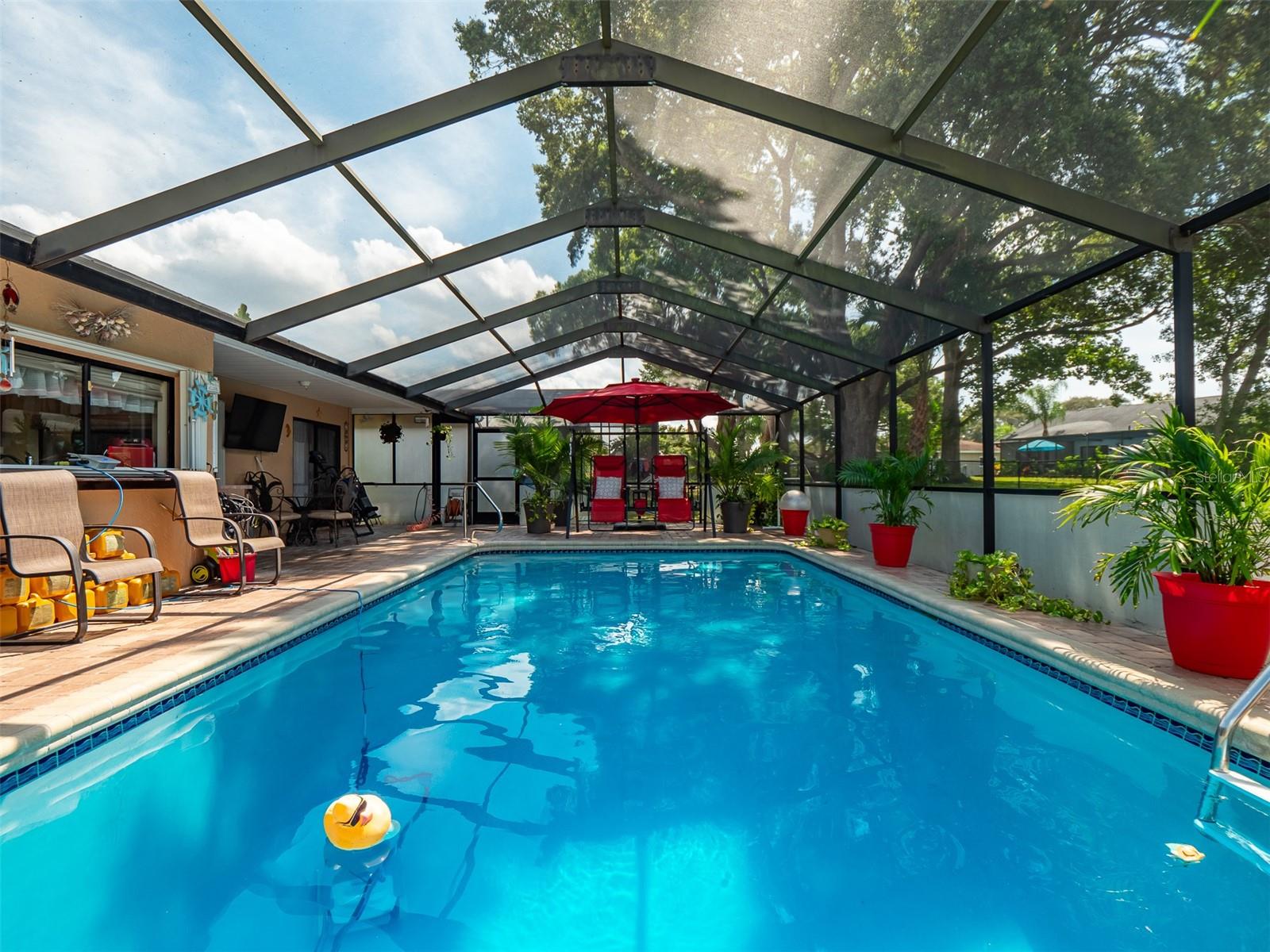 RAVENSWOOD VILLAGE - Residential