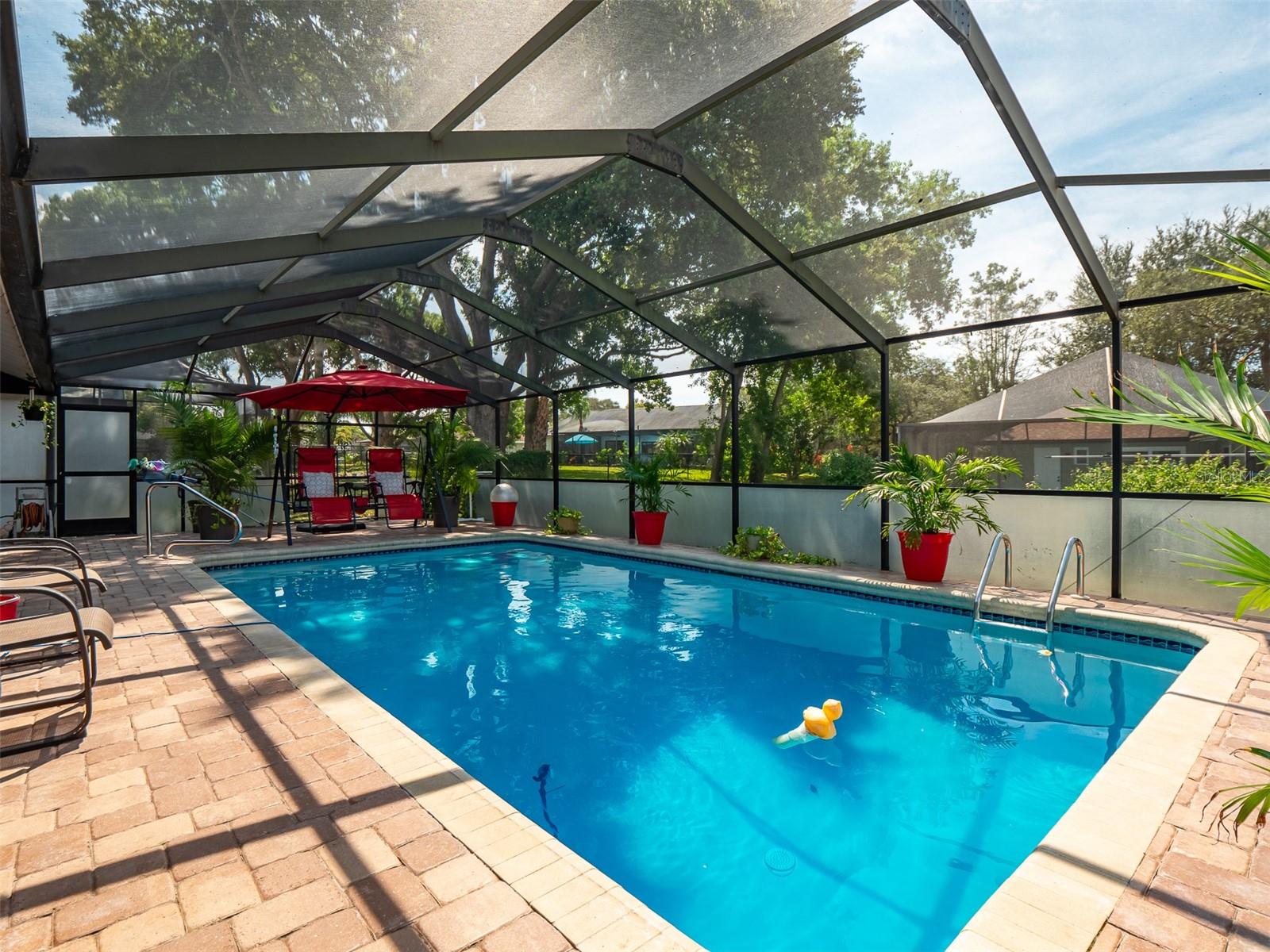 RAVENSWOOD VILLAGE - Residential