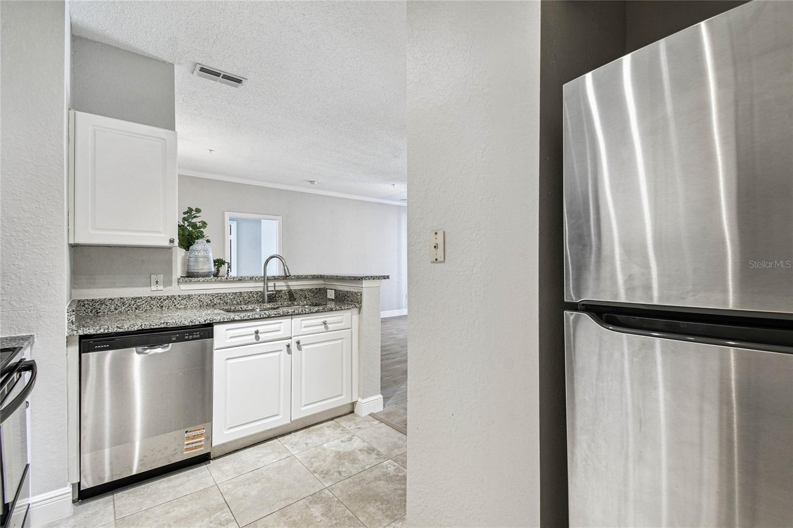 ENCLAVE AT RICHMOND PLACE - Residential