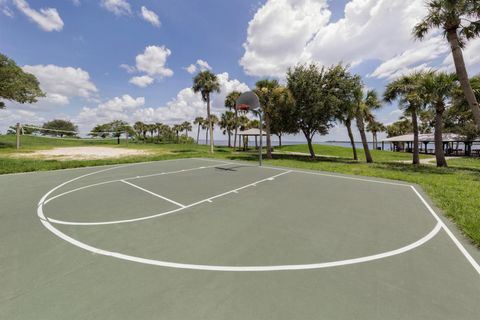 A home in PORT CHARLOTTE