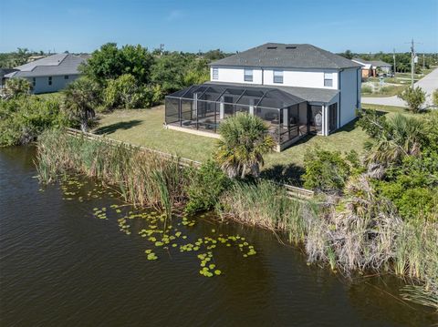 A home in PORT CHARLOTTE