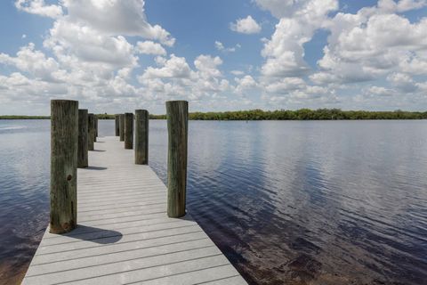 A home in PORT CHARLOTTE