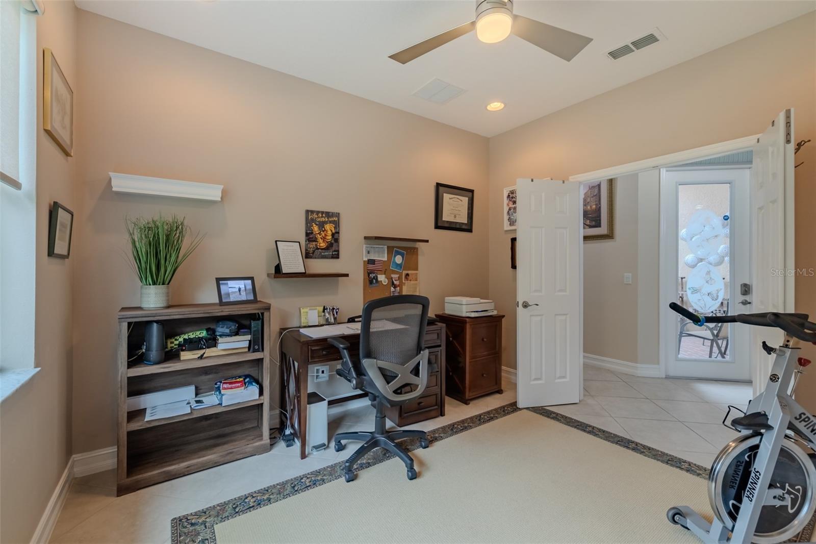 VALENCIA LAKES TR N - Residential