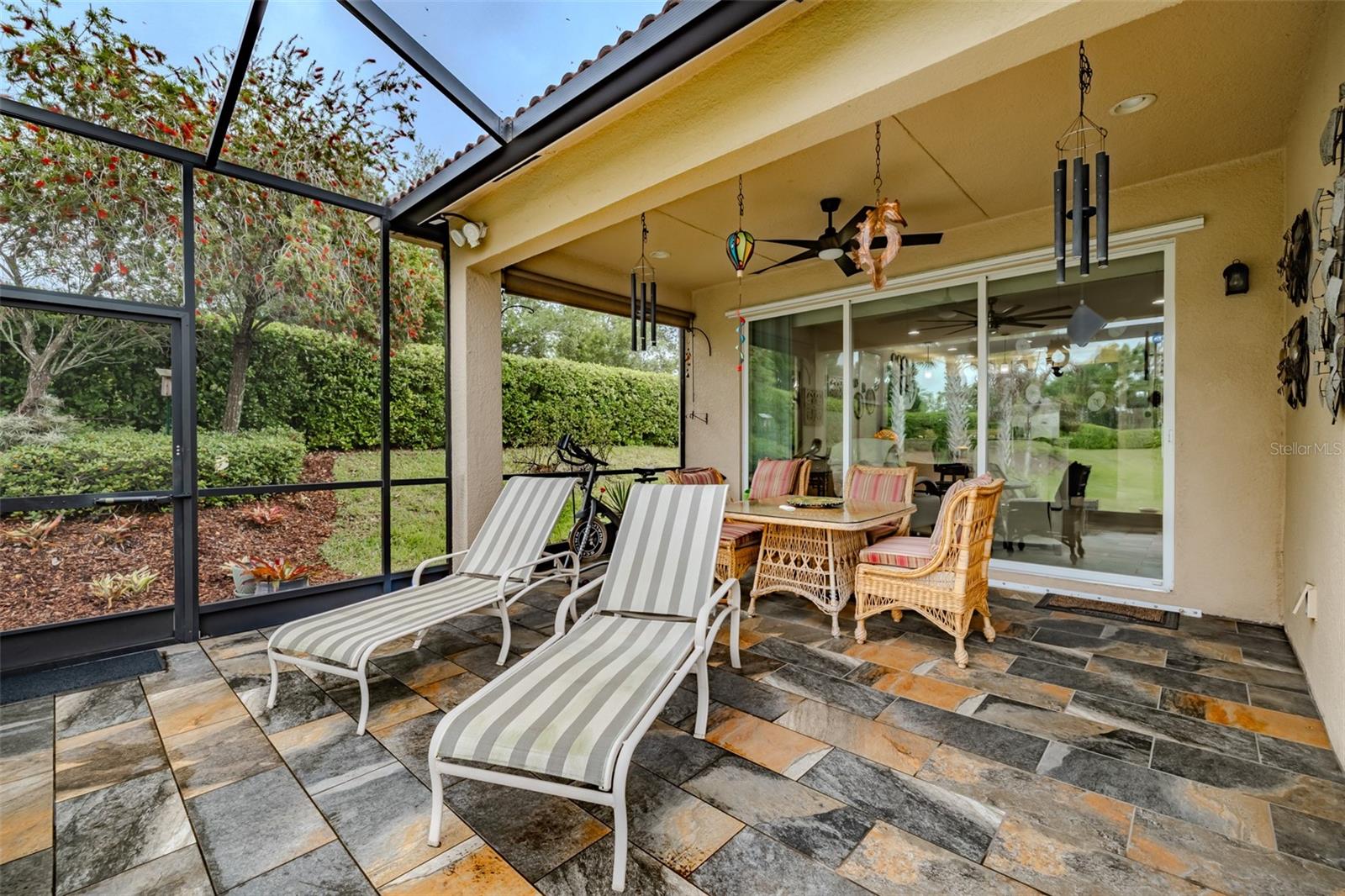 VALENCIA LAKES TR N - Residential