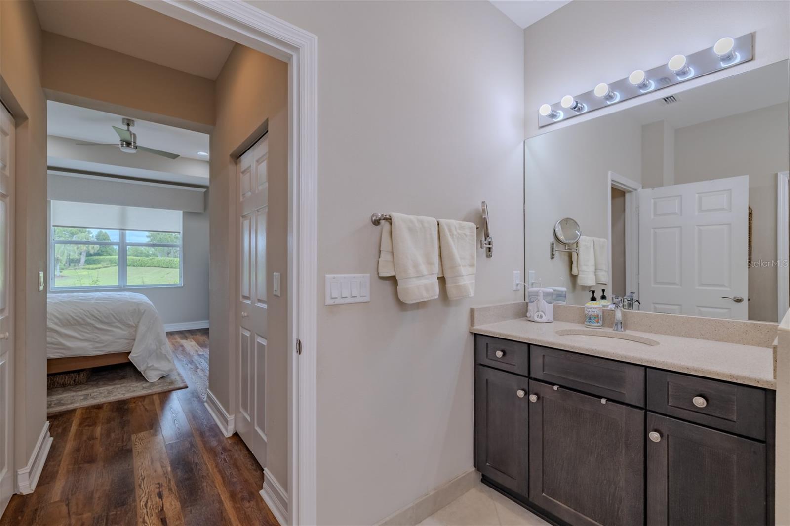 VALENCIA LAKES TR N - Residential