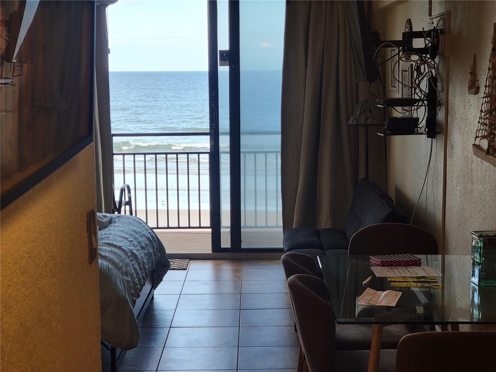 HAWAIIAN INN LC - Residential