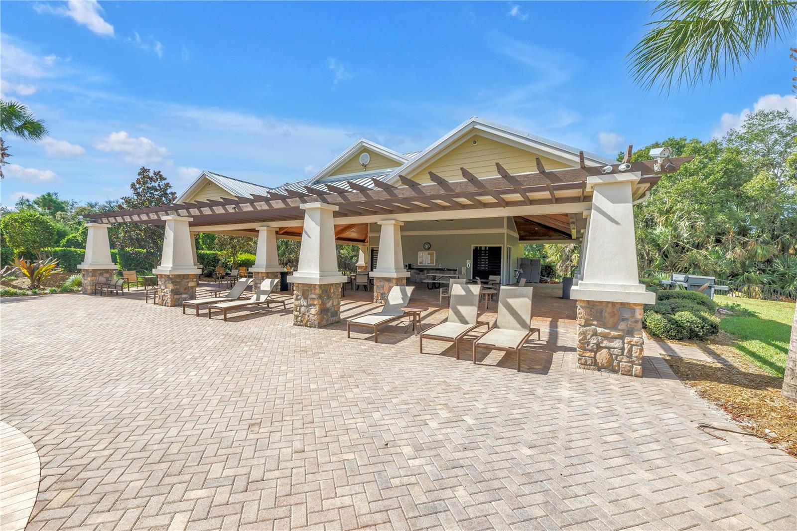 ARBOR LAKES ON PALMER RANCH - Residential