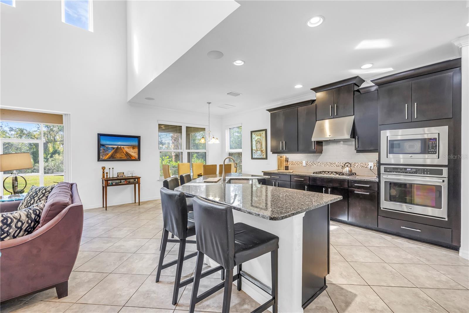 ARBOR LAKES ON PALMER RANCH - Residential