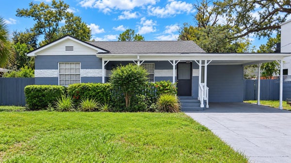 806 W WEST ST, TAMPA, FL 33602 - Image c142bf8aabb388afbdb1e6c1f8d4732b/1763991341